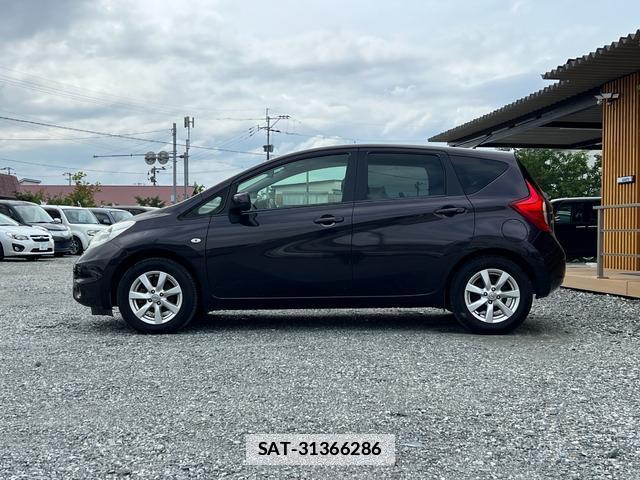 Nissan NOTE 2013-06 7871778-3