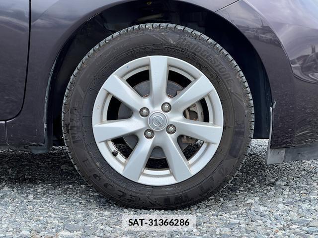 Nissan NOTE 2013-06 7871778-5