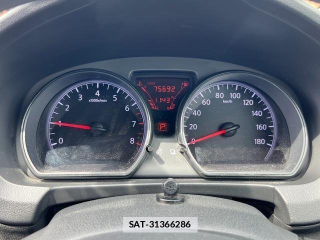 Nissan NOTE 2013-06 7871778-8