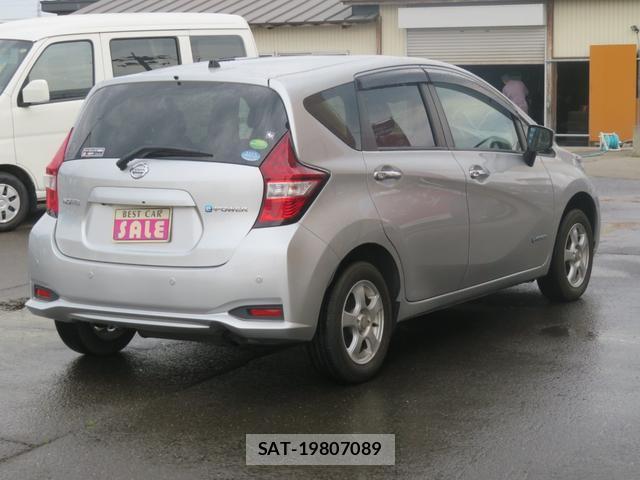 Nissan NOTE 2021-04 7872843-6