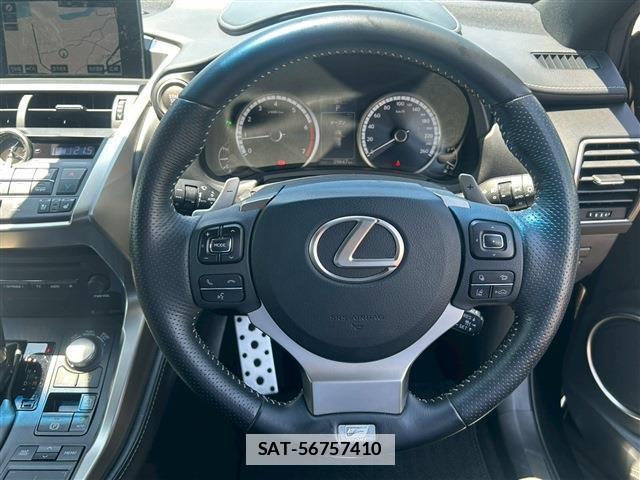 Lexus NX 2015-06 7867151-17