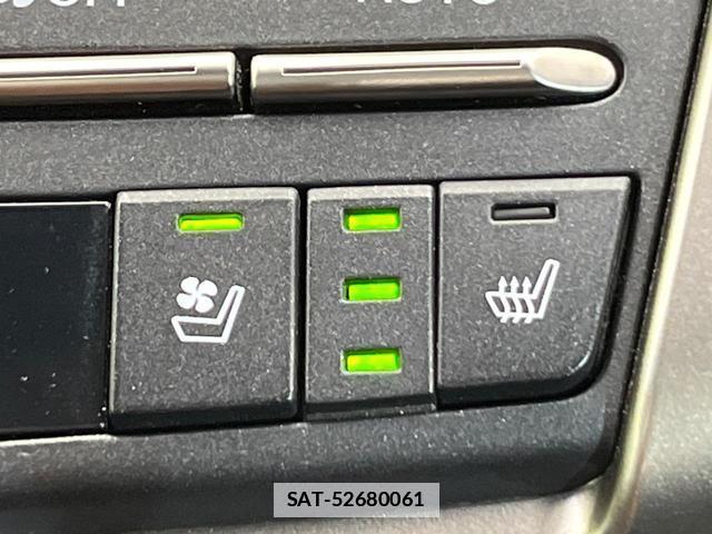 Lexus NX 2018-05 7868160-6