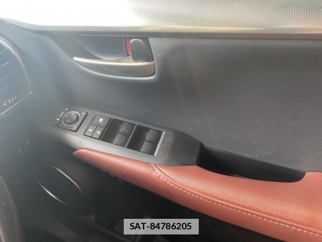 Lexus NX 2017-04 7871906-13