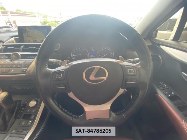 Lexus NX 2017-04 7871906-3