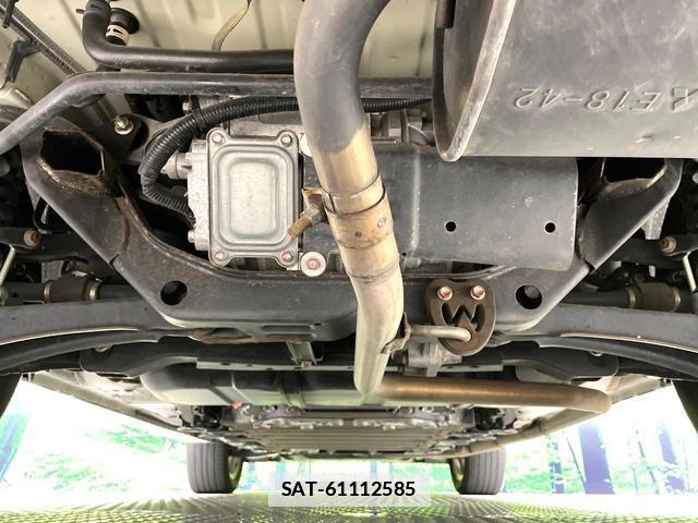 Mitsubishi OUTLANDER PHEV 2018-08 7868272-18