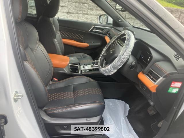 Mitsubishi OUTLANDER PHEV 2022-01 7868654-13