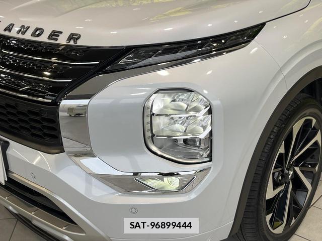 Mitsubishi OUTLANDER PHEV 2023-01 7870450-11