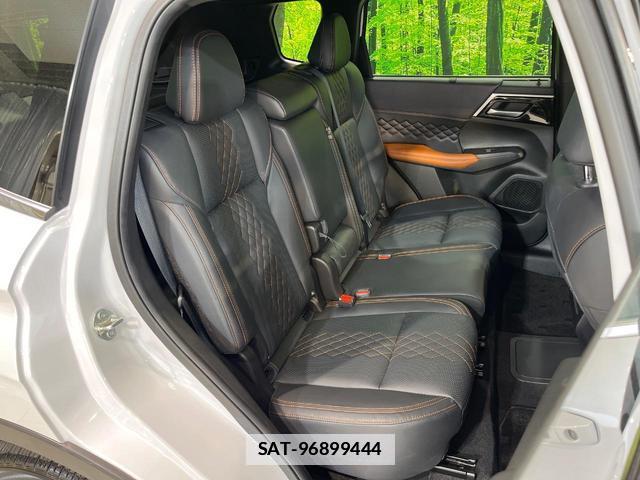 Mitsubishi OUTLANDER PHEV 2023-01 7870450-7