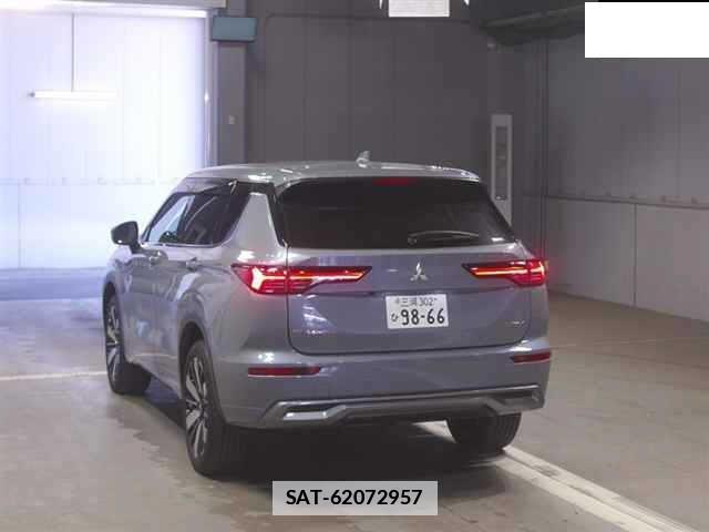 Mitsubishi OUTLANDER PHEV 2024-12 7871178-1