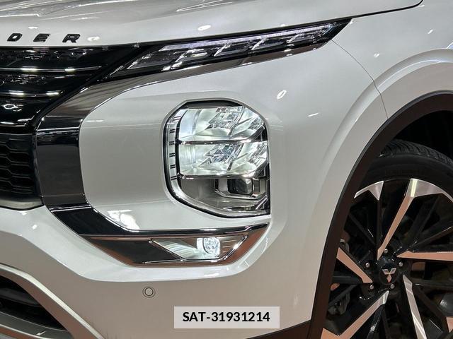 Mitsubishi OUTLANDER PHEV 2023-07 7871311-11