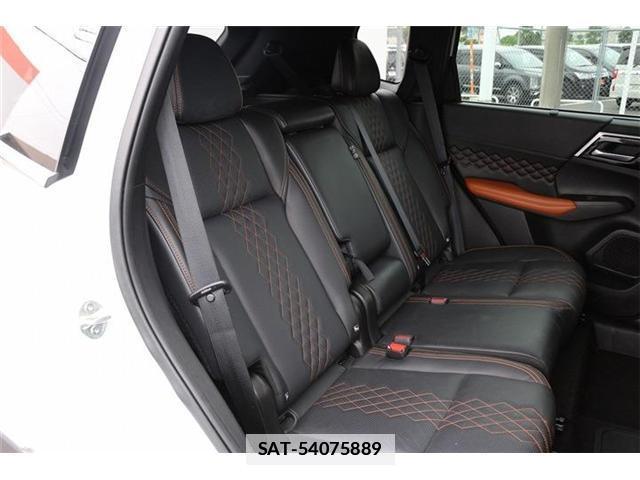 Mitsubishi OUTLANDER PHEV 2022-01 7872292-14