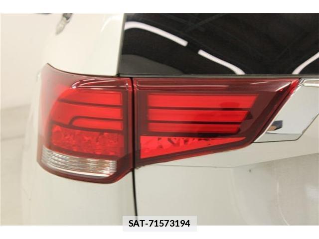 Mitsubishi OUTLANDER PHEV 2018-08 7872432-18