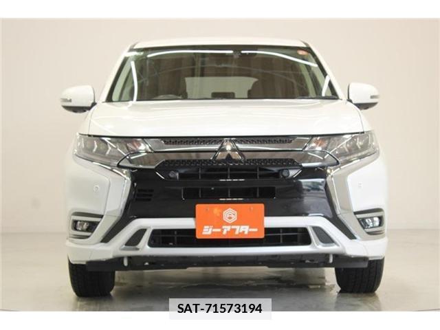 Mitsubishi OUTLANDER PHEV 2018-08 7872432-6