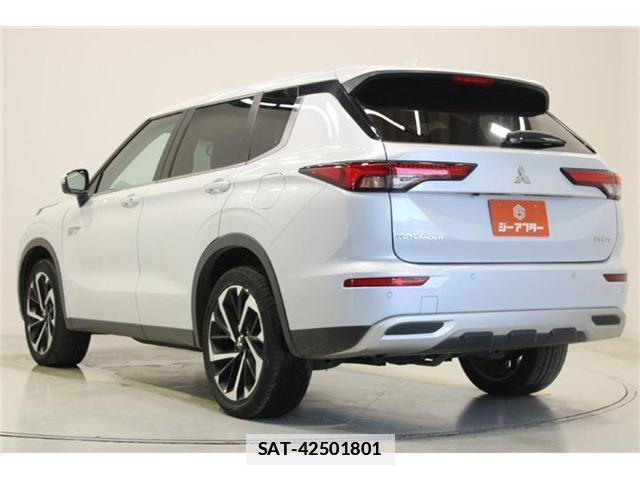 Mitsubishi OUTLANDER PHEV 2022-06 7872445-9