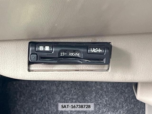 Suzuki PALETTE 2012-01 7870044-4