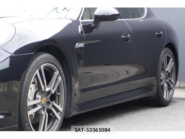 Porsche PANAMERA 2012-11 7872833-3