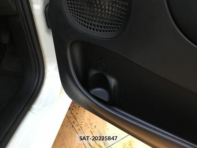 Fiat PANDA 2019-03 7872391-17