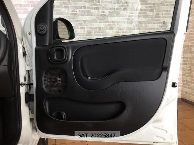 Fiat PANDA 2019-03 7872391-19