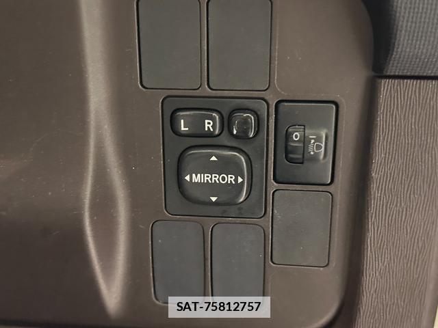 Toyota PASSO 2013-10 7870469-9