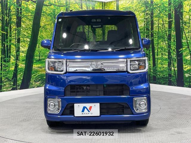 Toyota Pixis Mega 2018-02 7867209-14