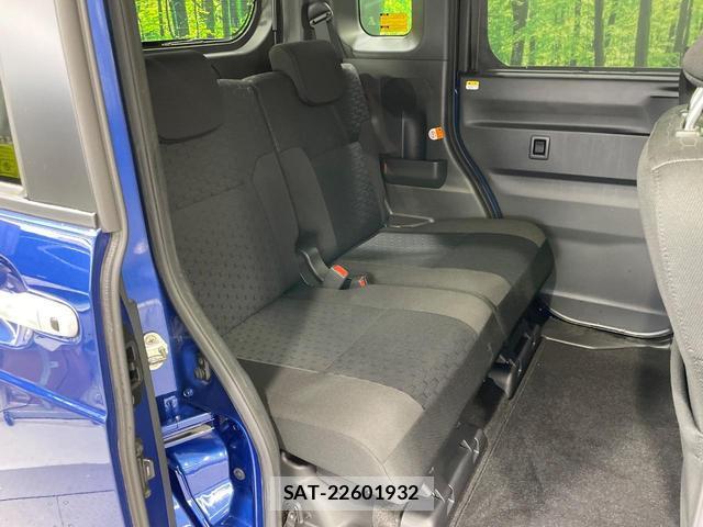 Toyota Pixis Mega 2018-02 7867209-9