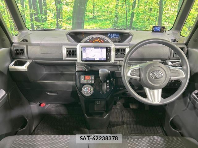 Toyota Pixis Mega 2017-10 7869157-1