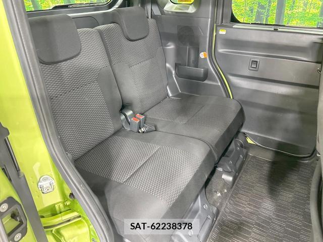Toyota Pixis Mega 2017-10 7869157-8