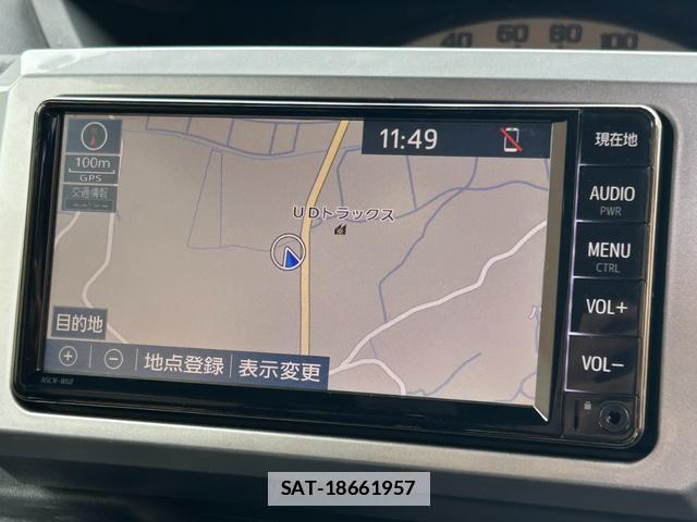 Toyota Pixis Mega 2019-03 7870362-1