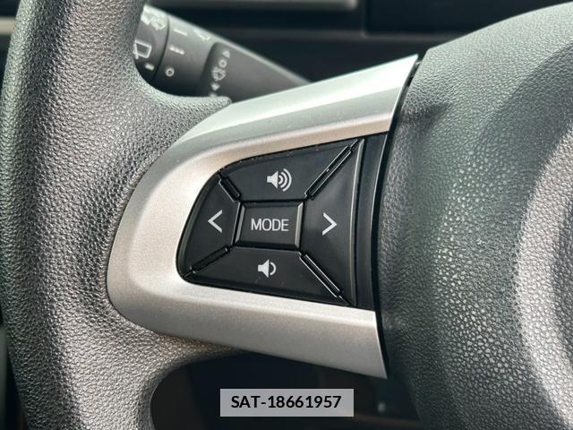 Toyota Pixis Mega 2019-03 7870362-12