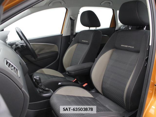 VolksWagen POLO 2015-08 7870431-12