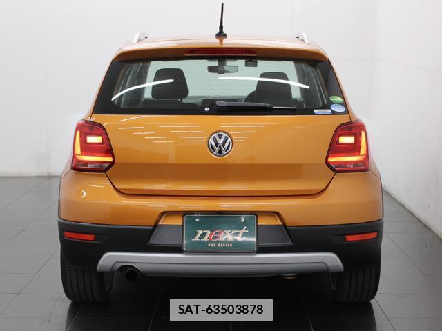 VolksWagen POLO 2015-08 7870431-3