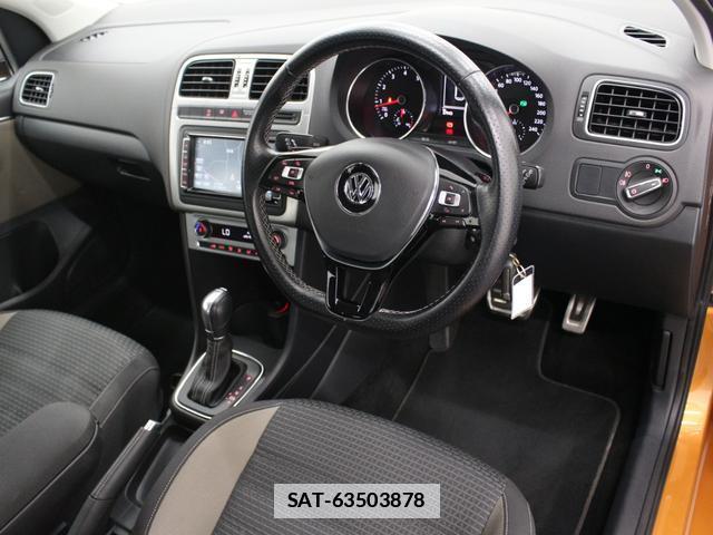 VolksWagen POLO 2015-08 7870431-9