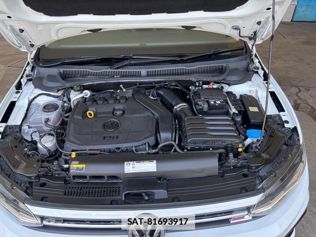 VolksWagen POLO 2019-01 7870716-16