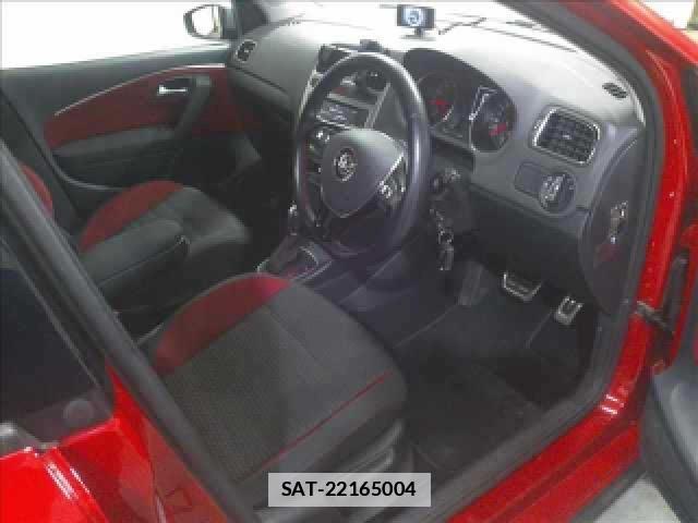 VolksWagen POLO 2015-08 7871186-3