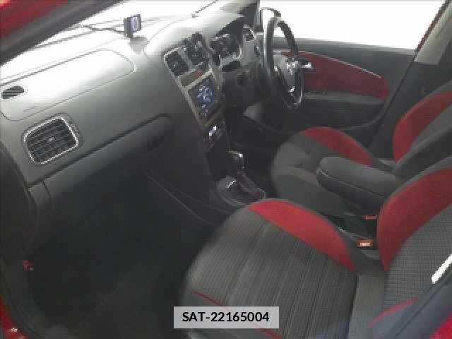 VolksWagen POLO 2015-08 7871186-4