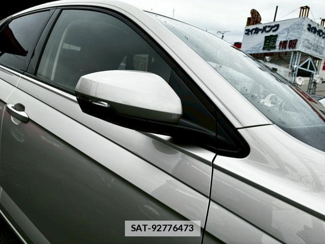 VolksWagen POLO 2019-07 7872419-11