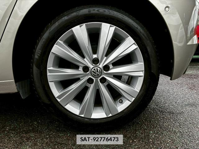VolksWagen POLO 2019-07 7872419-17