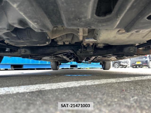 Toyota PORTE 2014-05 7868326-19