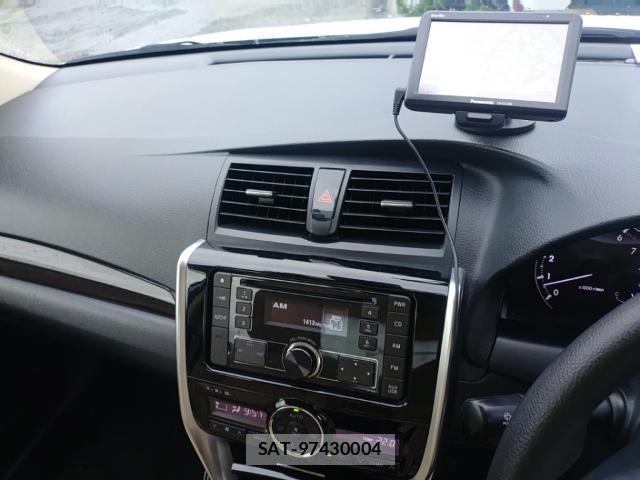 Toyota PREMIO 2019-06 7868862-10