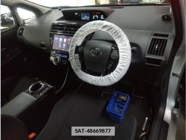 Toyota PRIUS ALPHA 2020-08 7867032-2