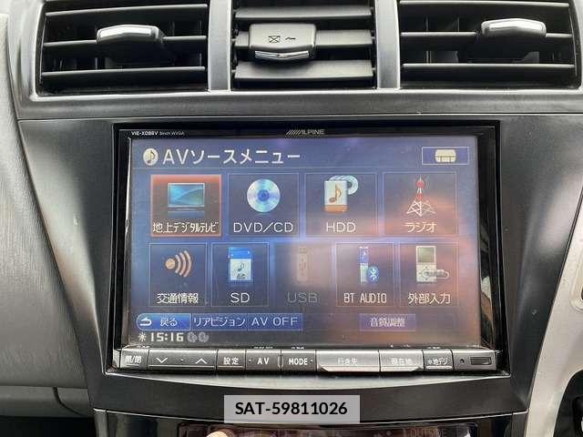 Toyota PRIUS ALPHA 2011-11 7867908-8
