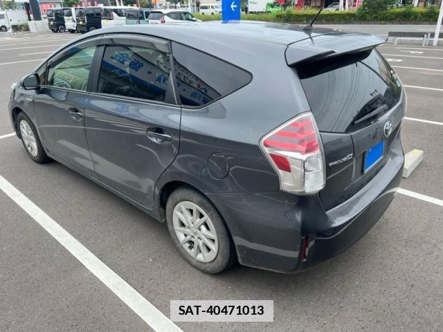 Toyota PRIUS ALPHA 2015-07 7868685-13