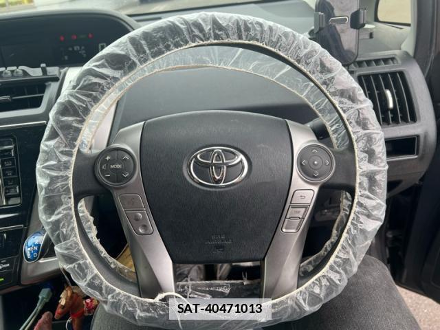Toyota PRIUS ALPHA 2015-07 7868685-15
