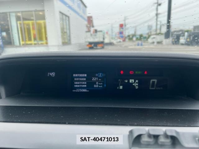 Toyota PRIUS ALPHA 2015-07 7868685-18