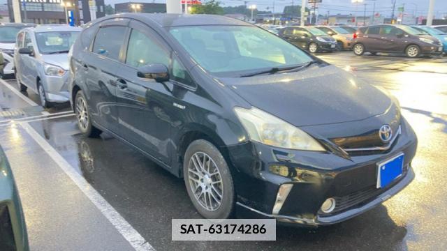 Toyota PRIUS ALPHA 2011-06 7868712-1