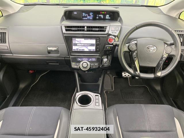 Toyota PRIUS ALPHA 2015-06 7868988-1