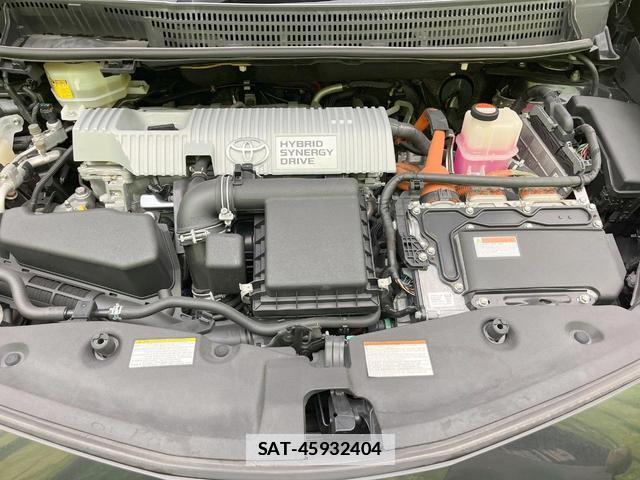 Toyota PRIUS ALPHA 2015-06 7868988-17