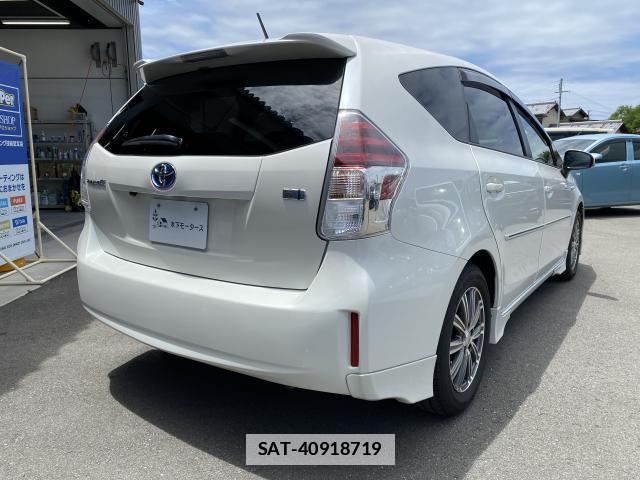Toyota PRIUS ALPHA 2017-03 7869466-11