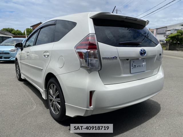 Toyota PRIUS ALPHA 2017-03 7869466-12