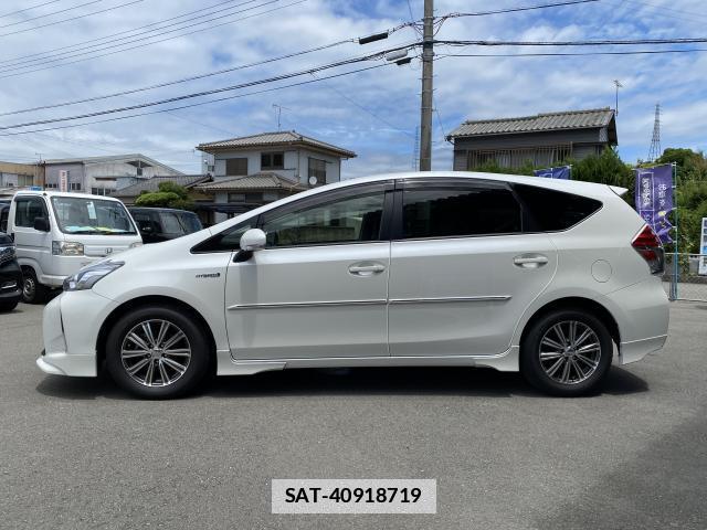 Toyota PRIUS ALPHA 2017-03 7869466-14